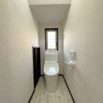 温水洗浄便座付きトイレ（1階部分）