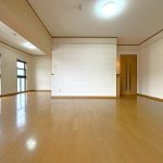 広々リビングダイニング(居間)
